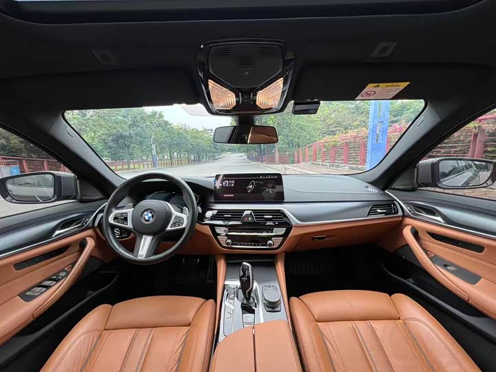 Фото 8 - BMW 5 Series