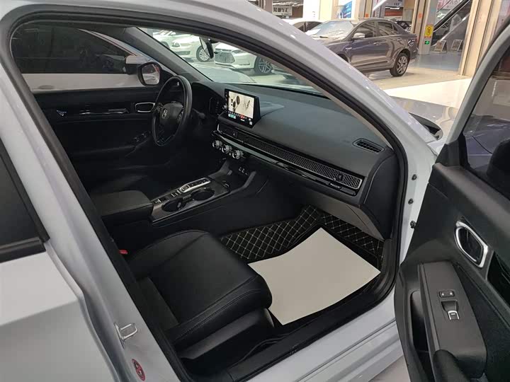 Фото 11 - Honda Civic