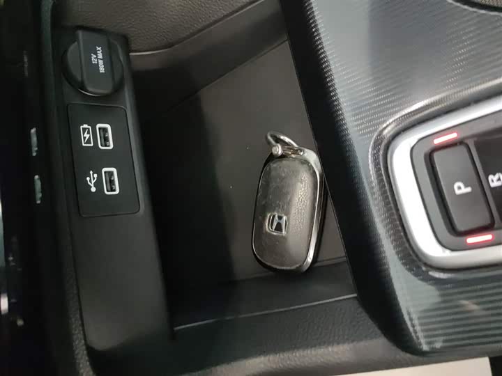 Фото 12 - Honda Civic