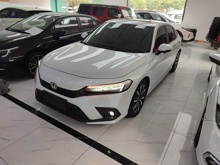 Фото 2 - Honda Civic