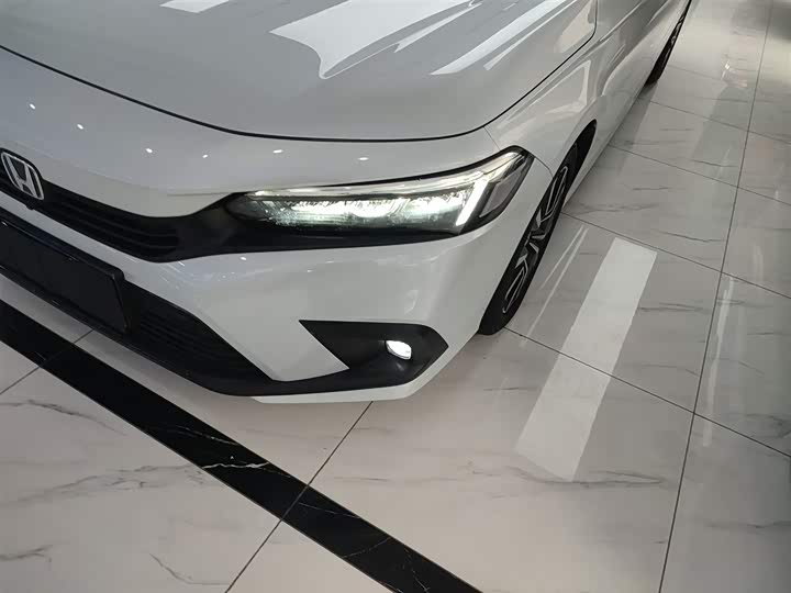 Фото 7 - Honda Civic