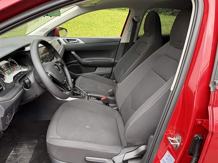 Фото 8 - Volkswagen Polo