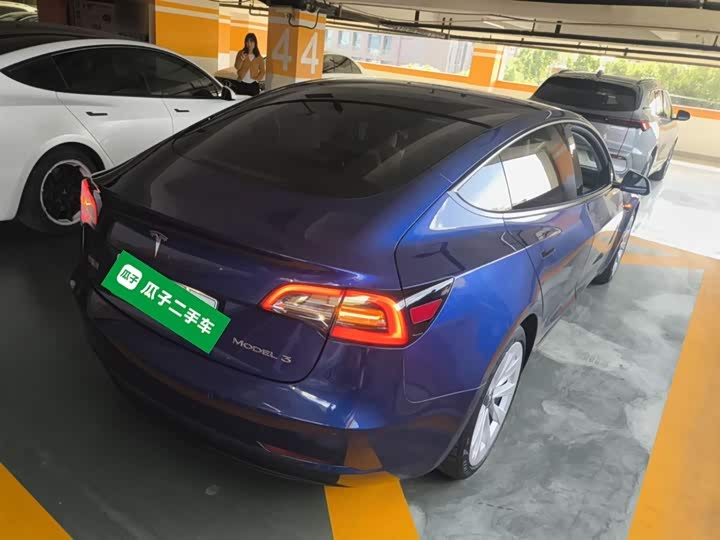 Фото 7 - Tesla Model 3