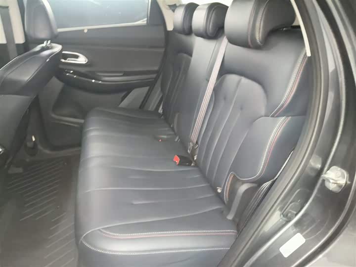 Фото 12 - Changan Oshan X7