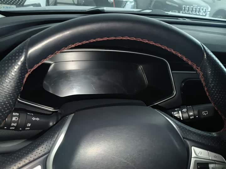 Фото 4 - Changan Oshan X7