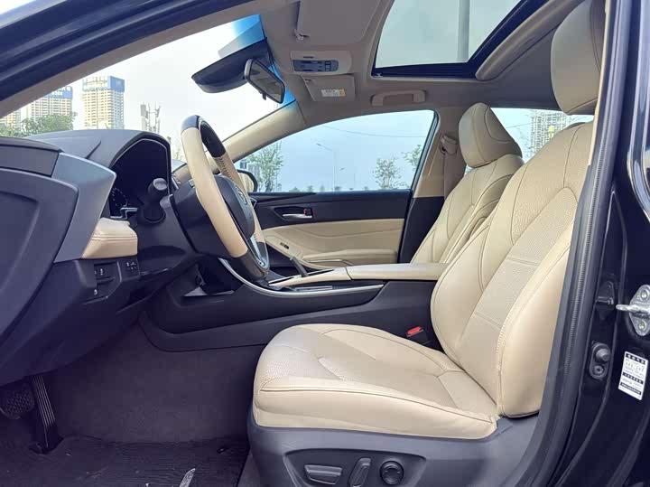 Фото 4 - Toyota Avalon