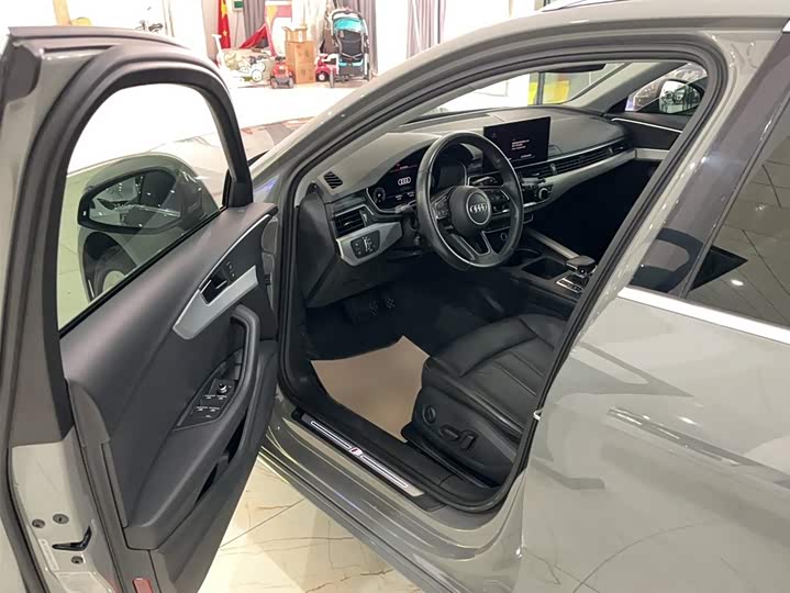 Фото 9 - Audi A4