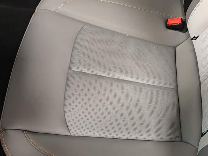 Фото 12 - Changan UNI-T