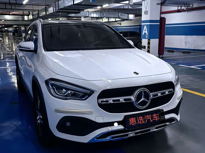Фото 3 - Mercedes-Benz GLA-Class