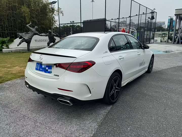 Фото 6 - Mercedes-Benz C-Class