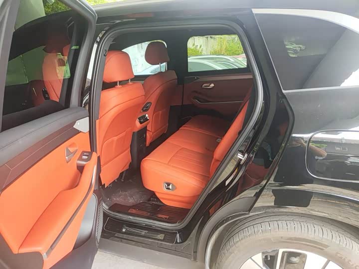 Фото 4 - BYD Tang L