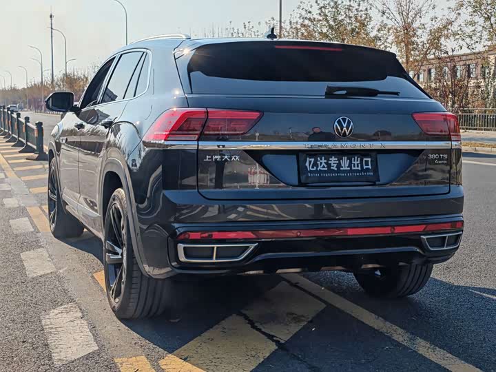 Фото 7 - Volkswagen Teramont X