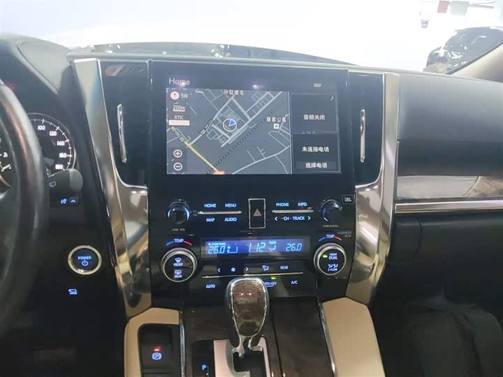 Фото 13 - Toyota Alphard