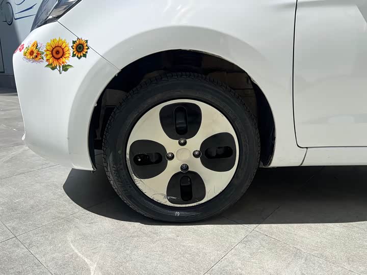 Фото 3 - Changan BenBen E-Star