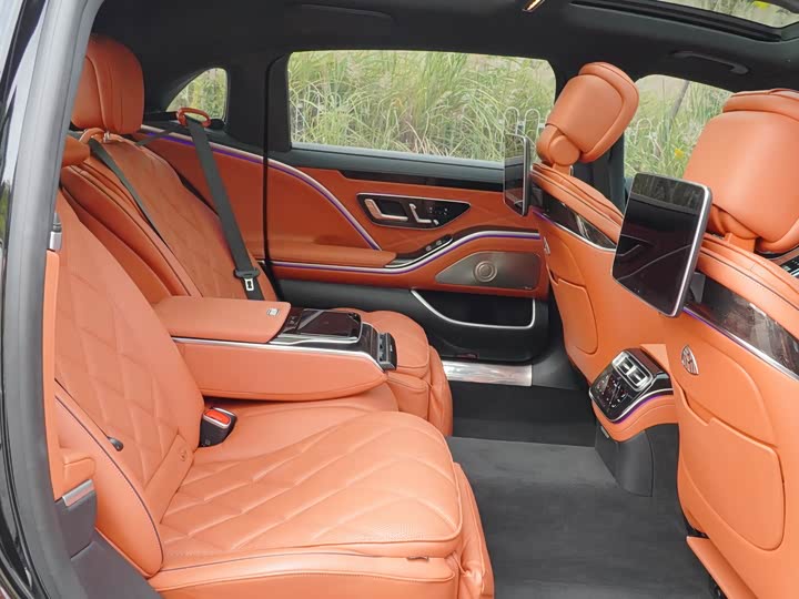 Фото 10 - Mercedes-Benz Maybach S-Class