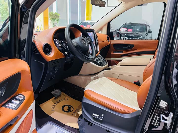 Фото 4 - Mercedes-Benz Vito