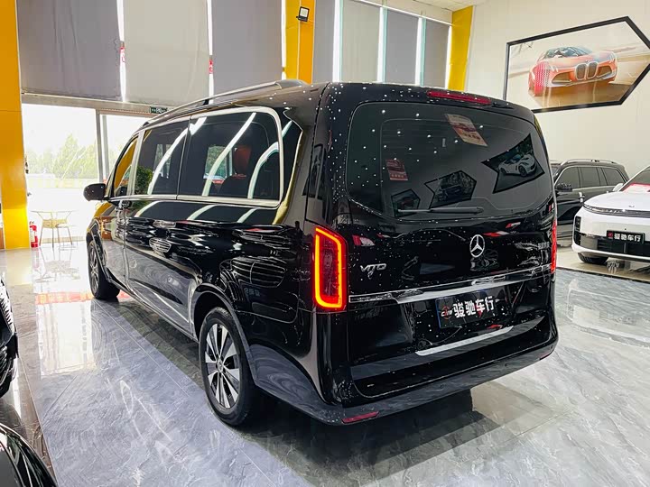 Фото 7 - Mercedes-Benz Vito