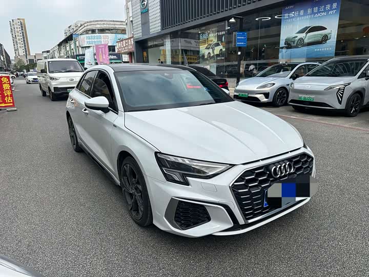 Фото 1 - Audi A3