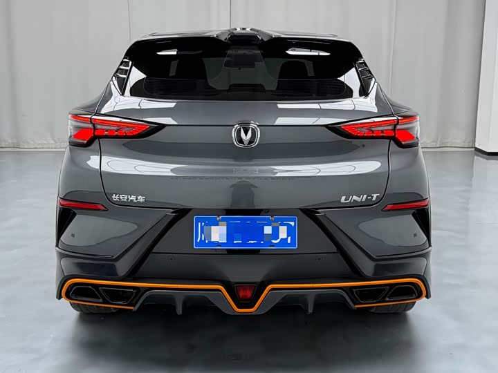 Фото 12 - Changan UNI-T