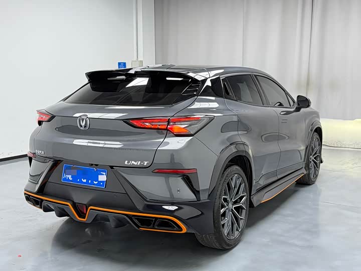 Фото 13 - Changan UNI-T