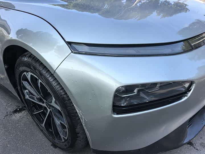 Фото 8 - XPeng P7