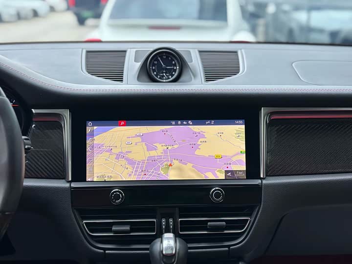 Фото 12 - Porsche Macan