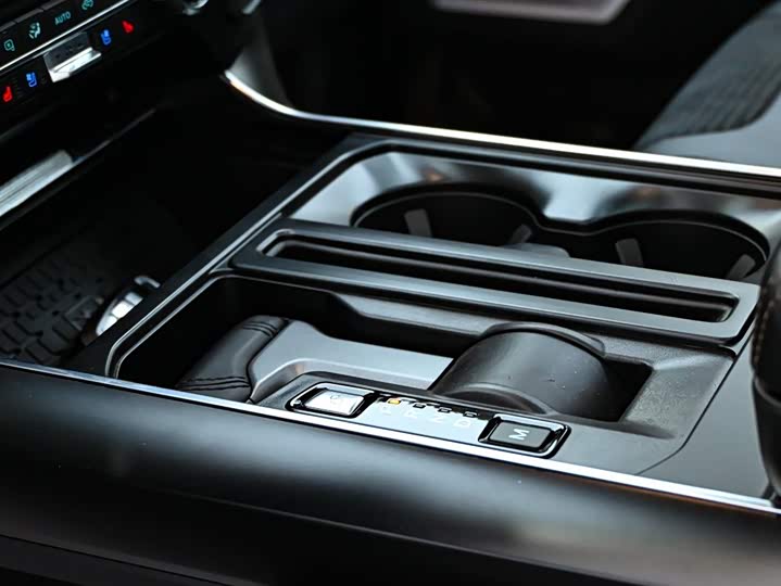 Фото 15 - Ford F-150 Raptor