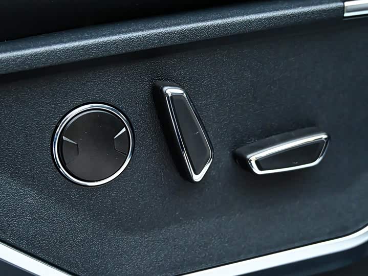 Фото 23 - Ford F-150 Raptor