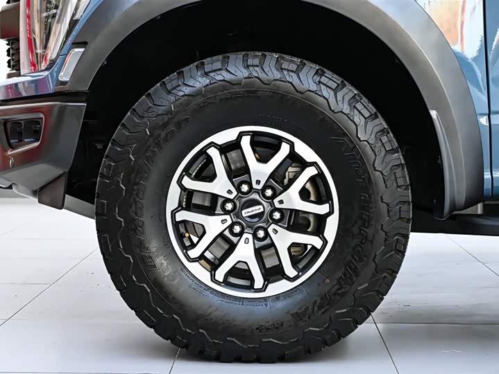 Фото 30 - Ford F-150 Raptor