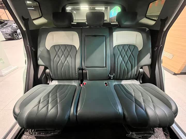 Фото 18 - Jetour Shanhai L9