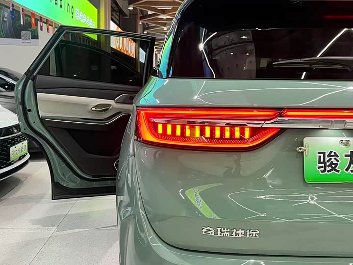 Фото 21 - Jetour Shanhai L9