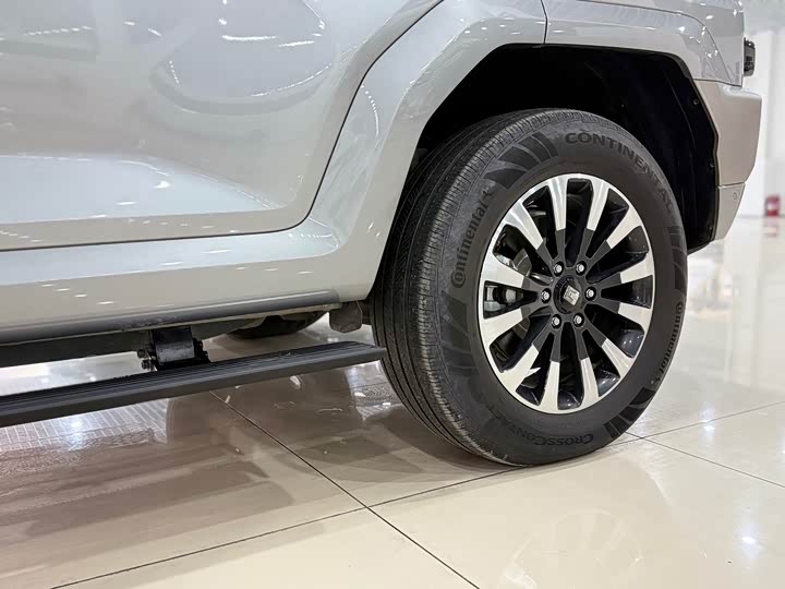 Фото 11 - Tank 700 Hybrid