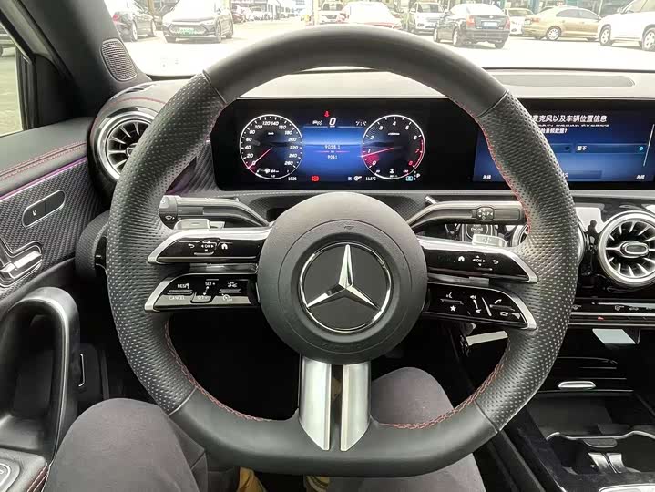 Фото 23 - Mercedes-Benz A-Class