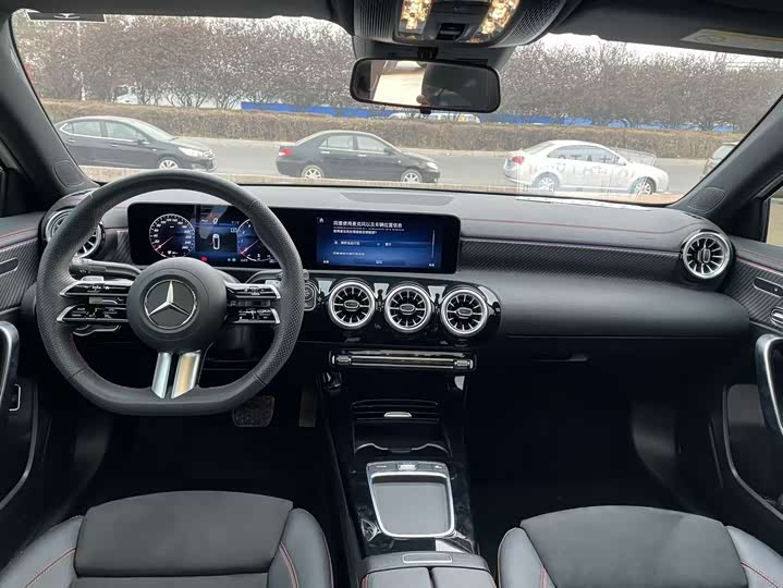 Фото 6 - Mercedes-Benz A-Class