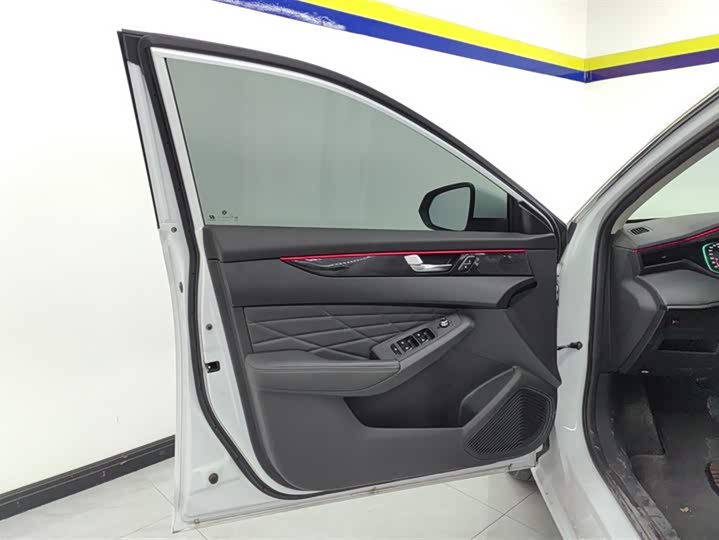 Фото 7 - Dongfeng Aeolus Yixuan Max