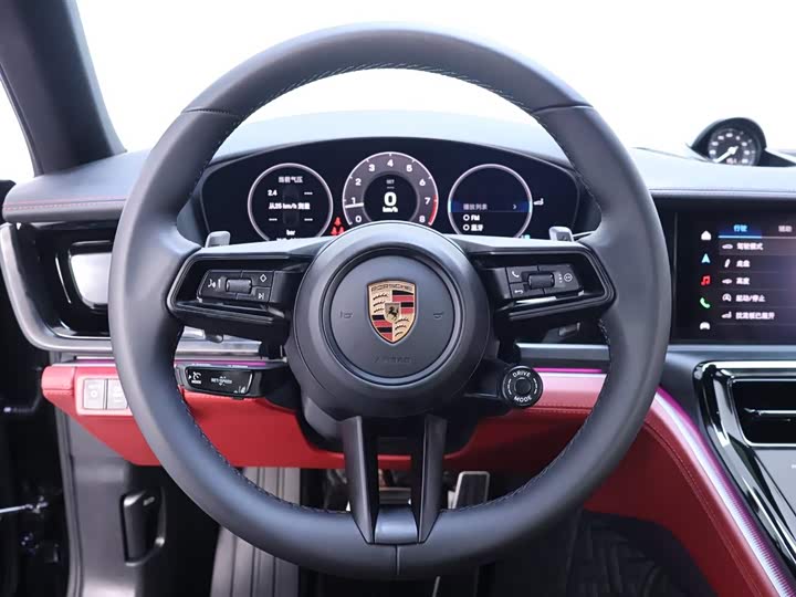 Фото 17 - Porsche Panamera