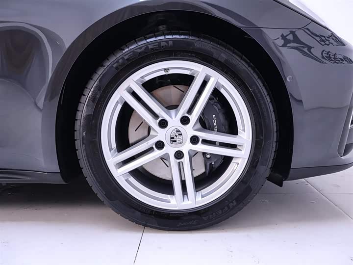 Фото 6 - Porsche Panamera