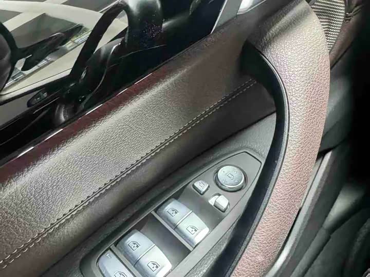 Фото 17 - BMW X2