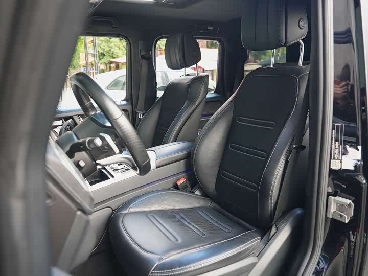 Фото 4 - Mercedes-Benz G-Class