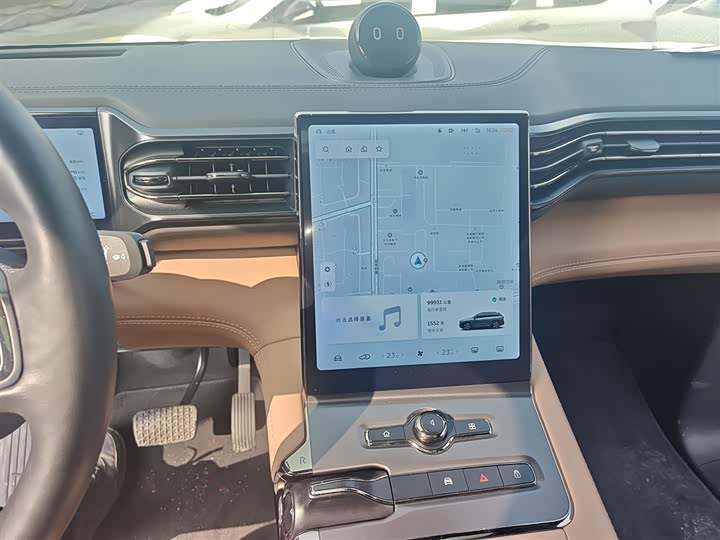 Фото 13 - Nio ES6