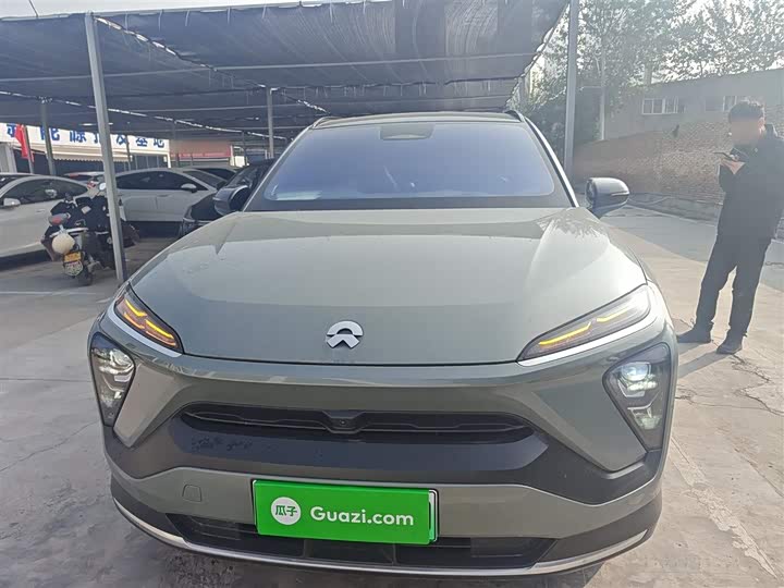 Фото 3 - Nio ES6