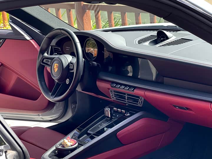 Фото 13 - Porsche 911