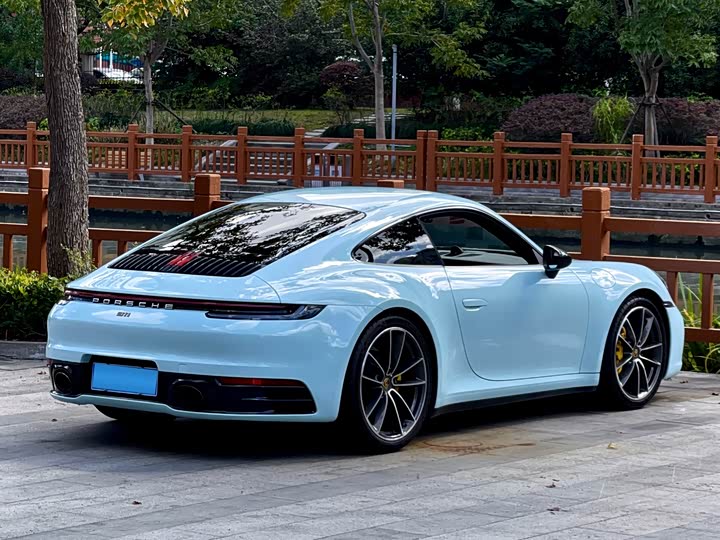 Фото 7 - Porsche 911