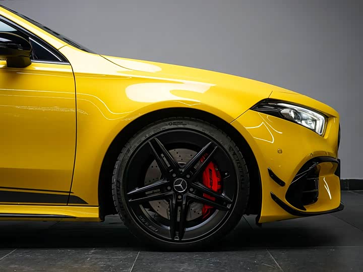 Фото 3 - Mercedes-Benz A-Class AMG