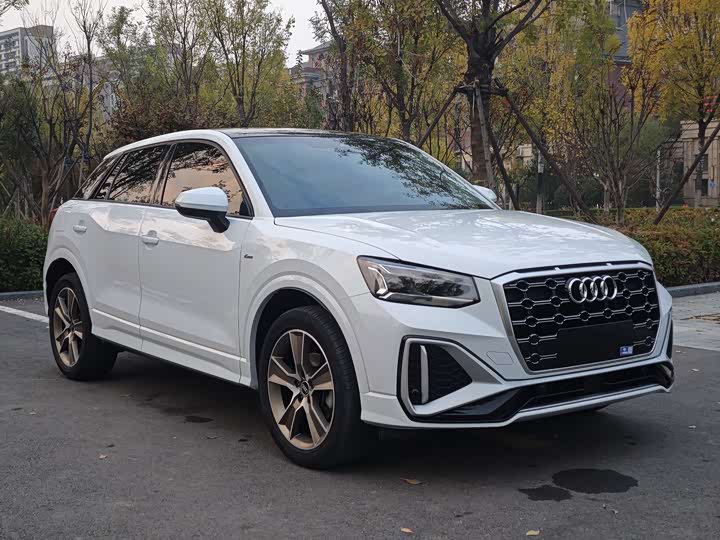 Фото 3 - Audi Q2L