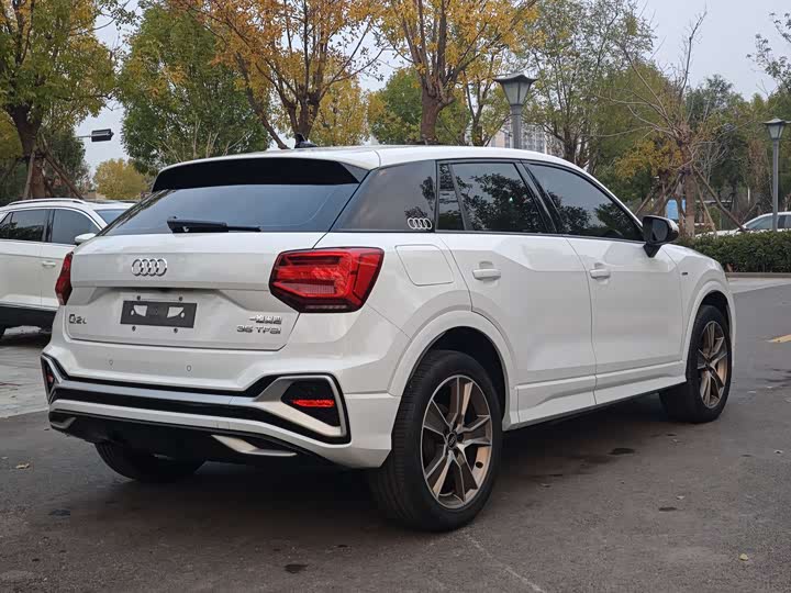 Фото 5 - Audi Q2L