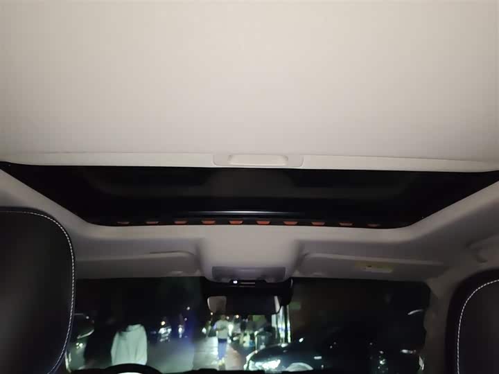 Фото 9 - Tank 300