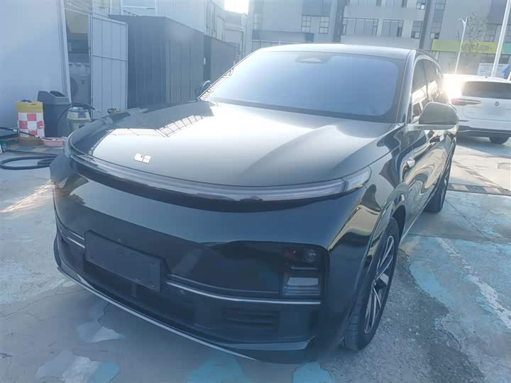 Фото 2 - LiXiang L8