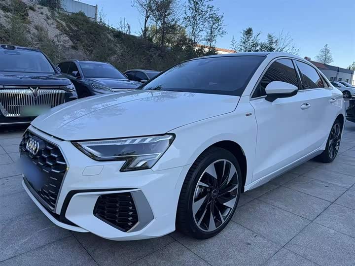 Фото 1 - Audi A3