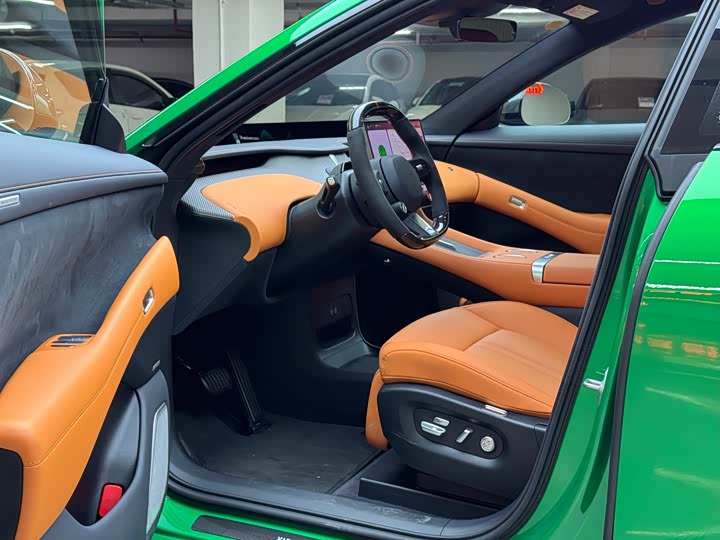 Фото 7 - Xiaomi YU7